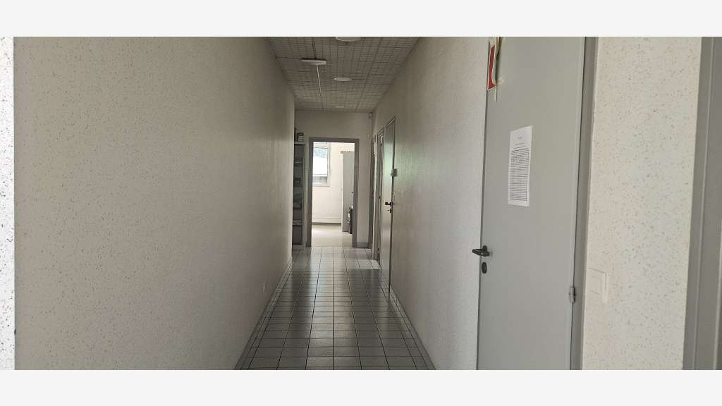 A vendre immeuble + terrain constructible Vienne