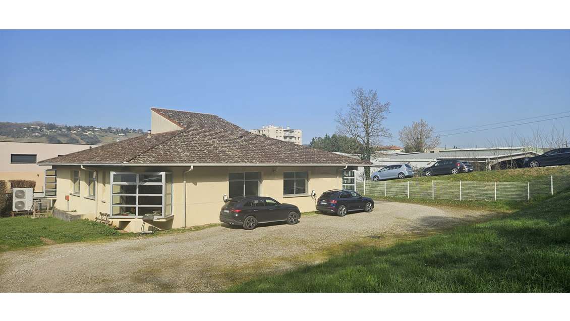 Vienne à vendre immeuble + terrain constructible