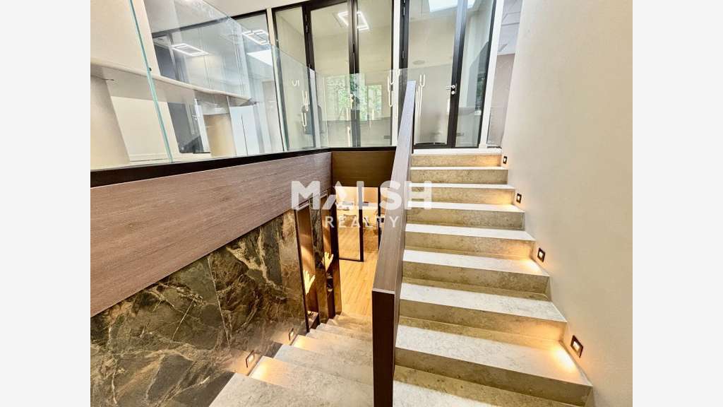A vendre bureaux 300m² à Villeurbanne Tolstoï