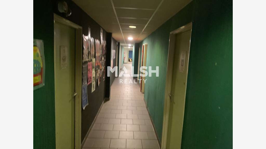 A VENDRE - VILLEURBANNE - 2 800 m² divisibles à pa