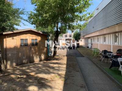 A VENDRE - VILLEURBANNE - 2 800 m² divisibles à pa