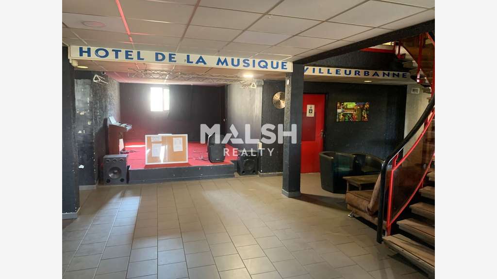 A VENDRE - VILLEURBANNE - 2 800 m² divisibles à pa