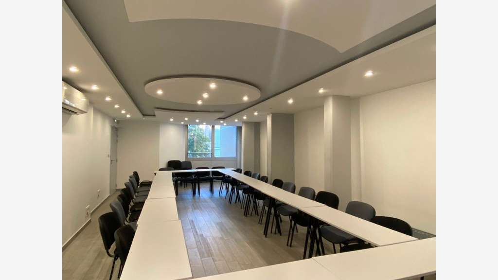 A vendre bureaux 550m² à Villeurbanne Gratte-Ciel