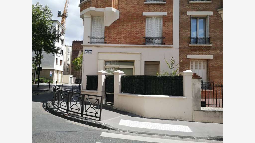 AV murs commerciaux 50m² emplacement N°1 Vincennes