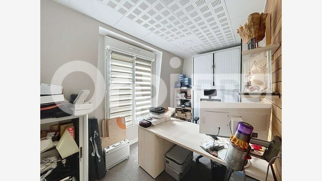 Bureau 52m² à vendre excellent état à Vineuil