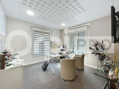 Bureau 52m² à vendre excellent état à Vineuil