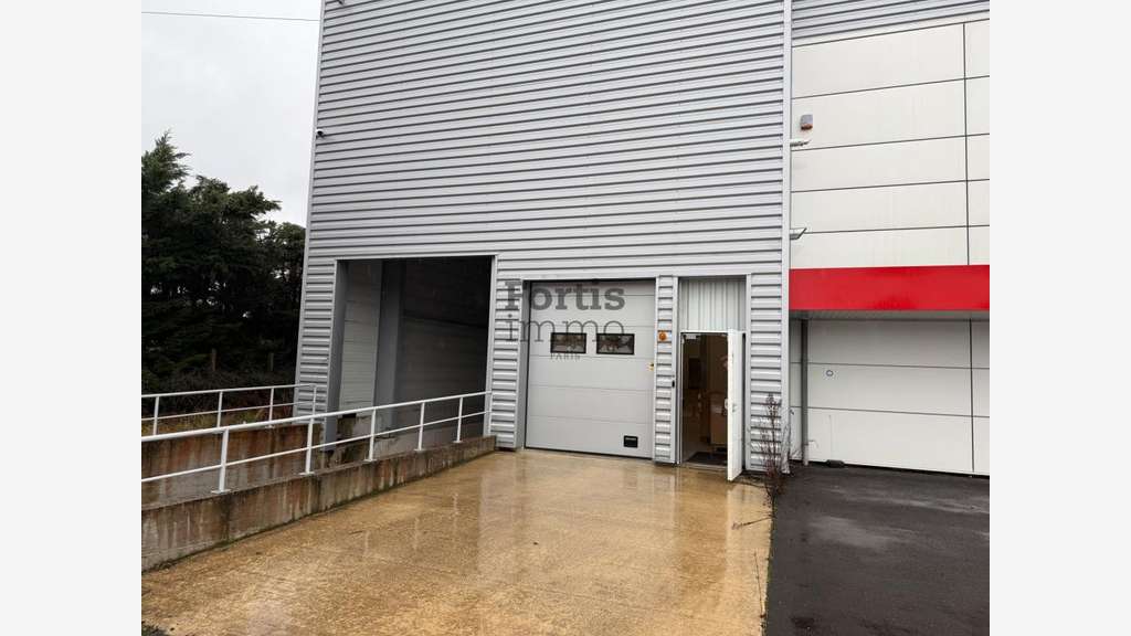 Vente bureaux 2 262m² à Vulaines-sur-Seine