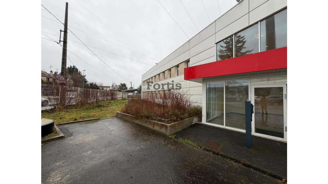Vente bureaux 2 262m² à Vulaines-sur-Seine