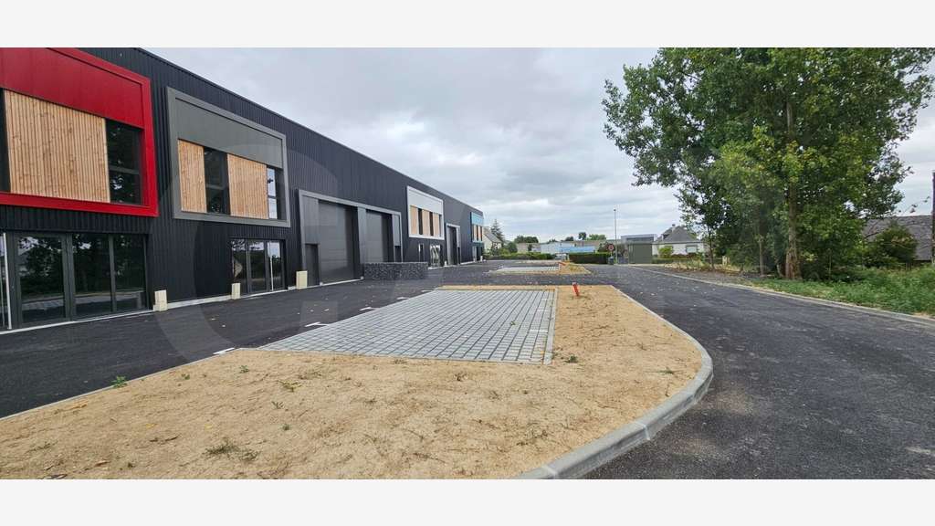 Vente local d'activité 280m² Montauban-de-Bretagne