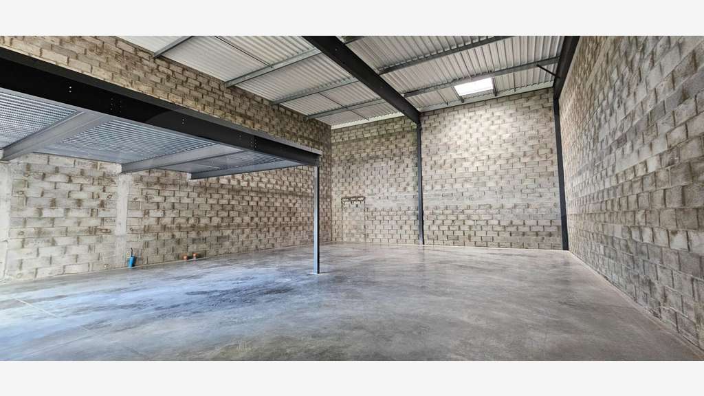 Vente local d'activité 280m² Montauban-de-Bretagne