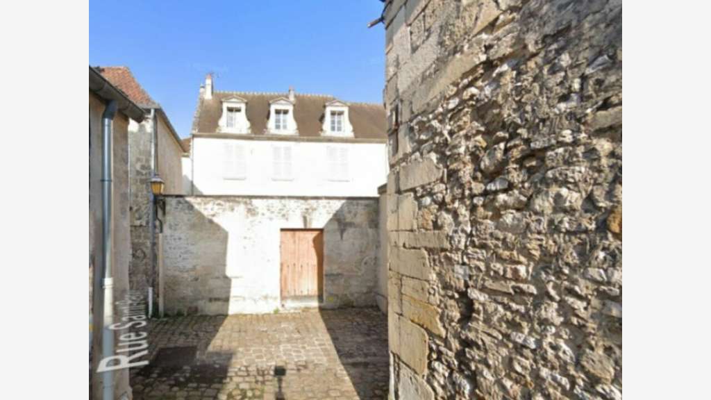 Reconversion d'une école Projet hôtelier Oise