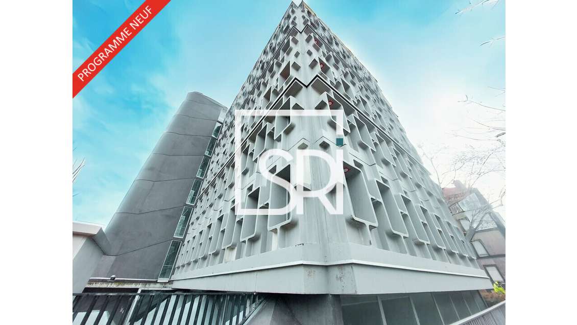 Vente bureaux de 4700m² Clermont-Ferrand empl N°1