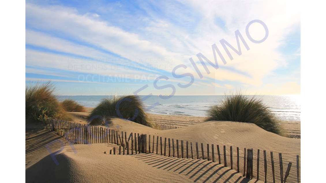 A vendre pas de porte station balnéaire en Hérault