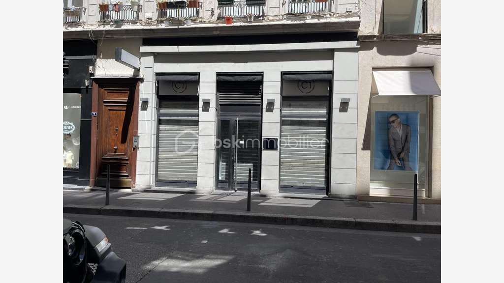 À céder bail commercial 54m² + mezzanine 18m² Lyon
