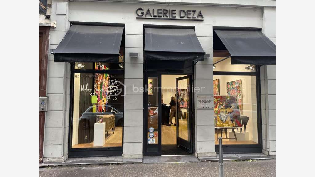 À céder bail commercial 54m² + mezzanine 18m² Lyon