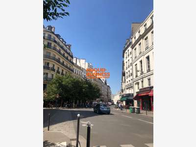 Vente magnifique boutique d'angle 48m² Paris Ouest