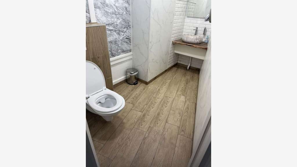 Vente droit au bail coffee shop 63m² à Paris 75001