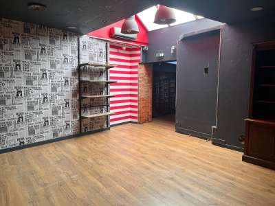 Vente local commercial 83m² centre ville de Vannes