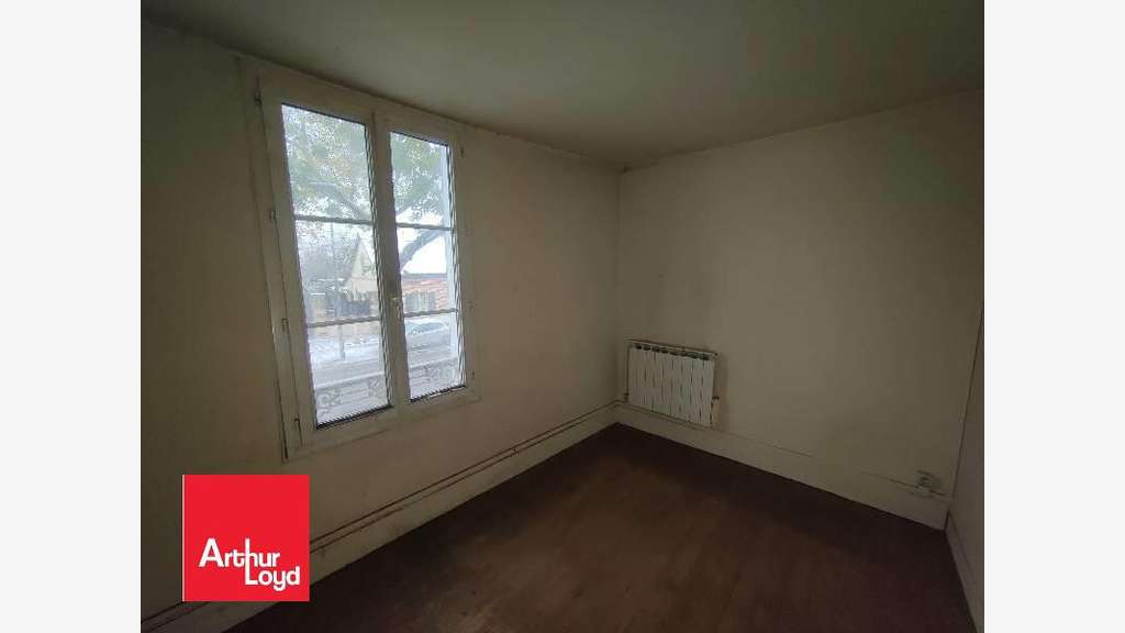Vente local 215m² avec logement à Luisant