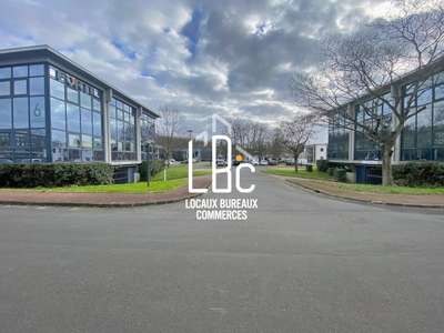 Vente locaux 750m² à Nantes Aubinière