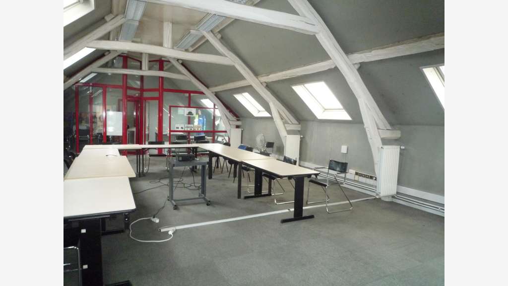 A vendre ensemble industriel à Essômes-sur-Marne 