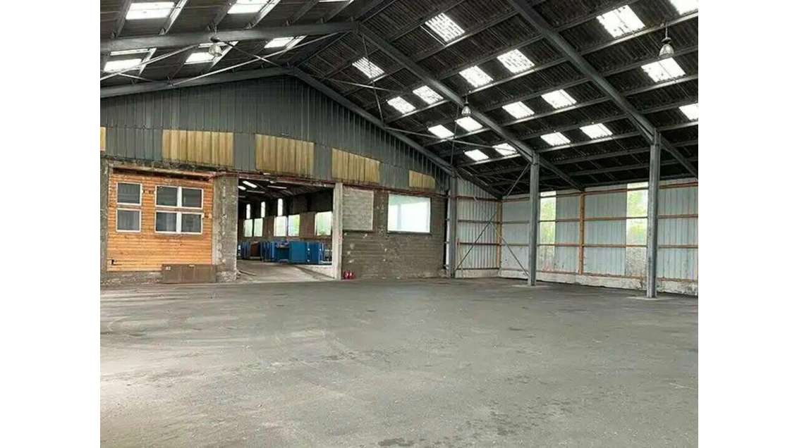 Vente entrepot logistique 5100m² à Goetzenbruck