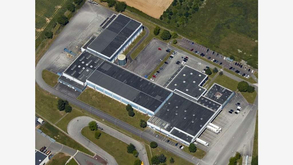 Entrepôt logistique 14000m² à vendre à Alençon