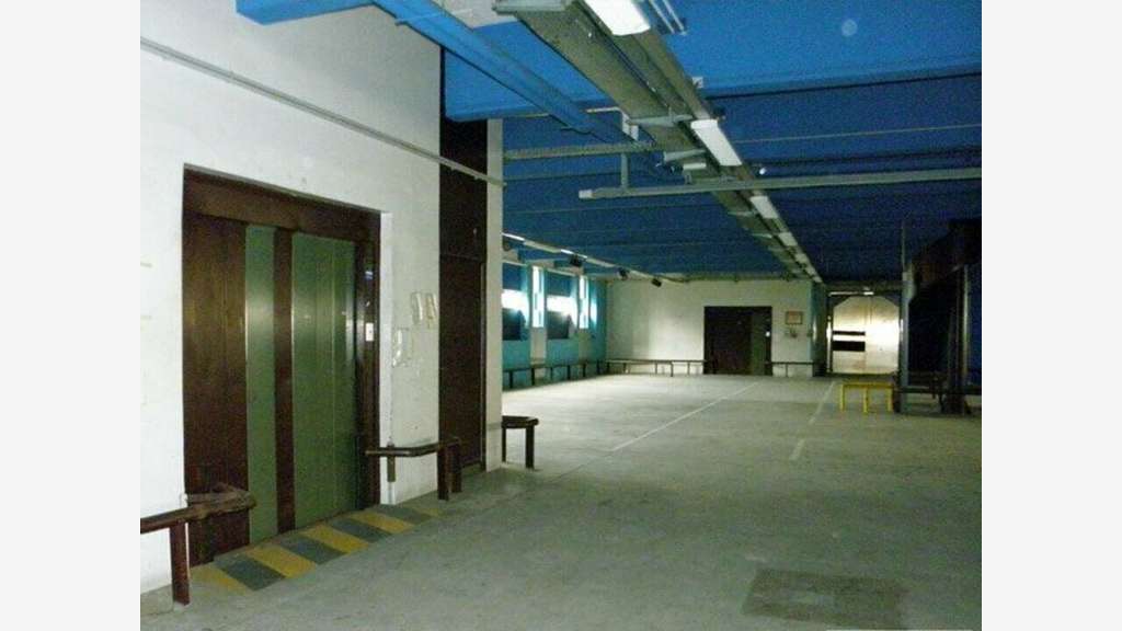 Entrepôt logistique à vendre centre ville Argentan