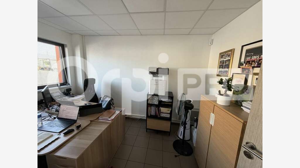Vente entrepôt logistique 510m² RT 2012 à Harfleur