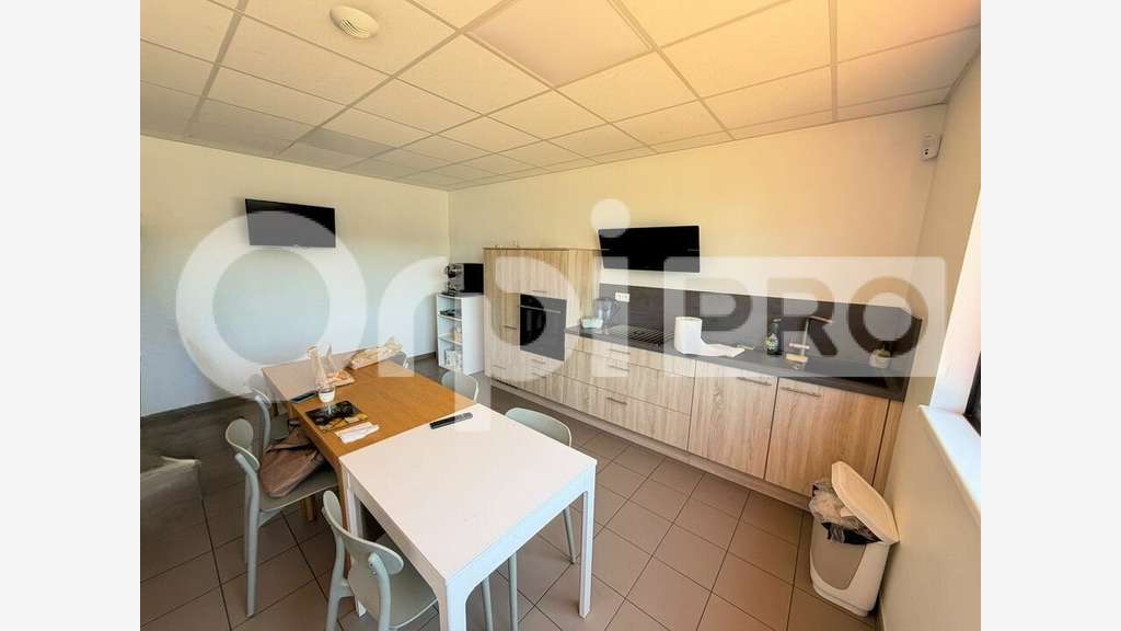 Vente entrepôt logistique 510m² RT 2012 à Harfleur