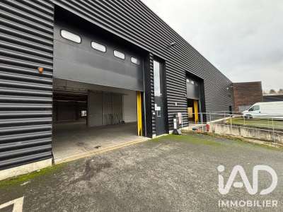 Vente entrepôt récent 3000m² à Berd'Huis