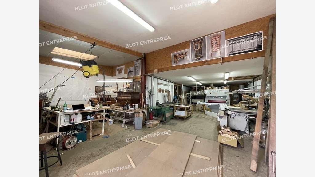 A vendre entrepôt 280m² à Saint-Mars-de-Coutais