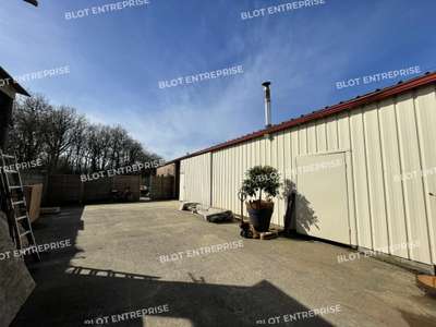 A vendre entrepôt 280m² à Saint-Mars-de-Coutais