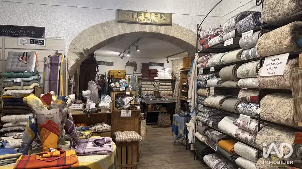 Vente boutique 50m² en rue piétonne d' Apt