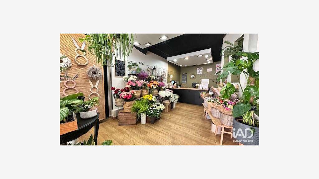 Vente boutique de charme 75m² à Castries