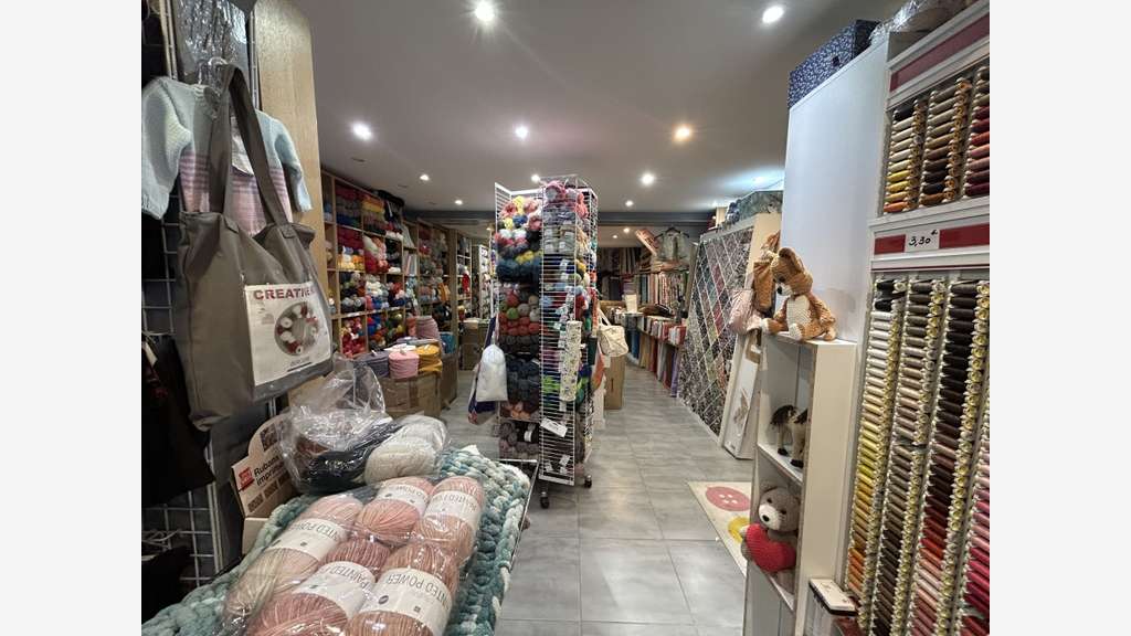 AV local commercial 100m² Châteauneuf sur Loire