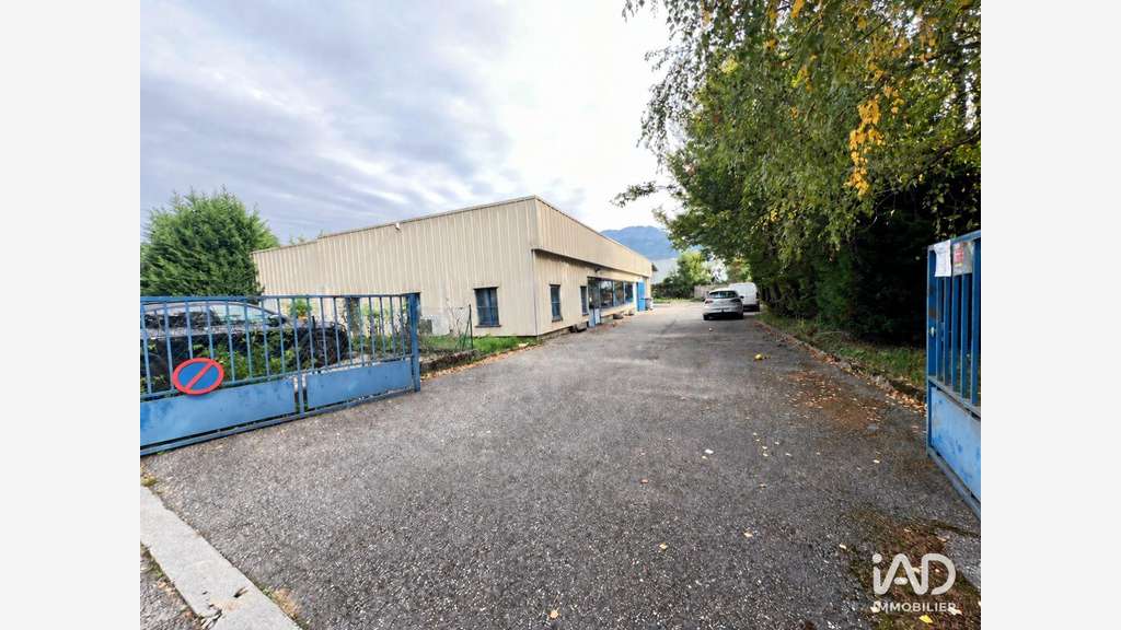 Vente atelier bureaux 442m² + mezzanine à Crolles