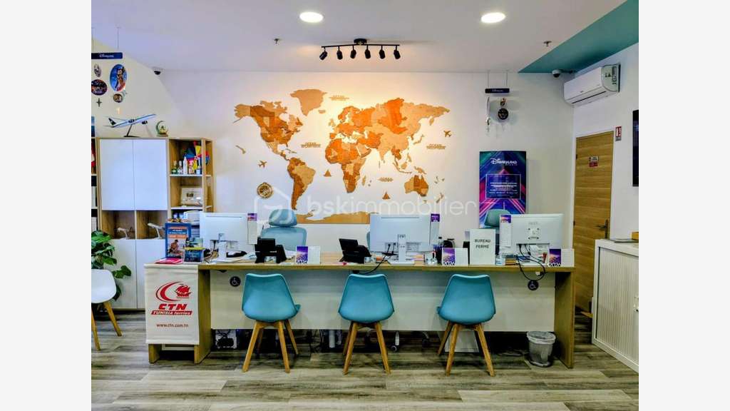 Boutique de 50m² à vendre en ccial à Drancy