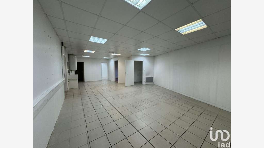 Vente local commerce 288m² à Étival-Clairefontaine