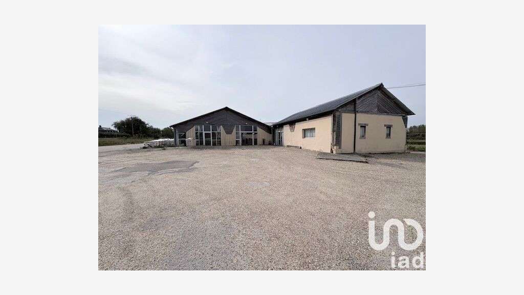 Cède bâtiments indus 2105m² à Grand Bourgtheroulde