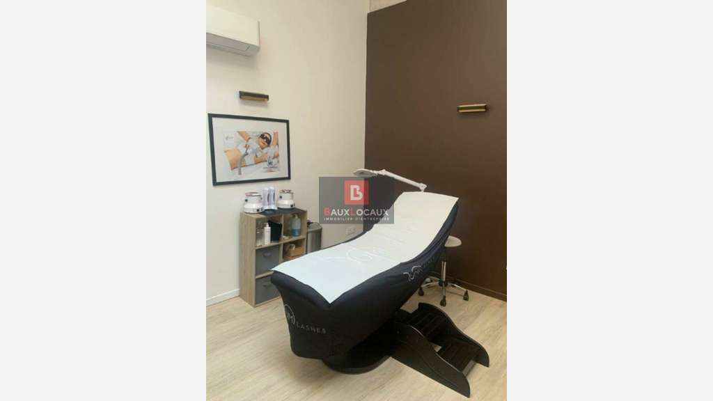 AV local commercial 258m² à Cavaillon centre