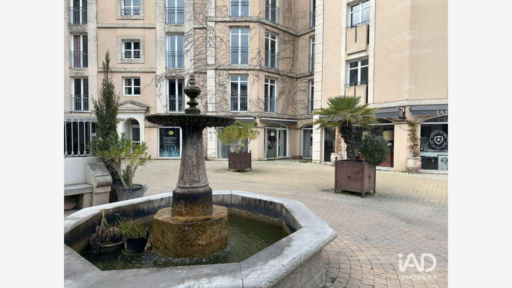 Vente local 135m² empl N°1 à L'Isle-sur-la-Sorgue