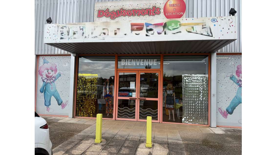 🎉 Magasin d’Articles de Fête – Déguisements