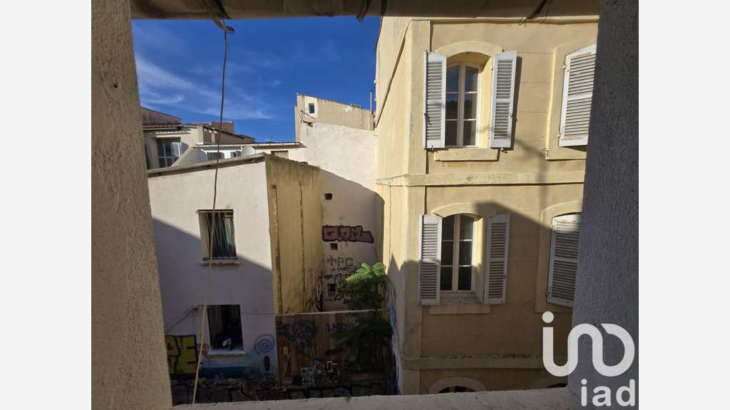 AV loft/atelier à Marseille Rue Michel Salvarelli