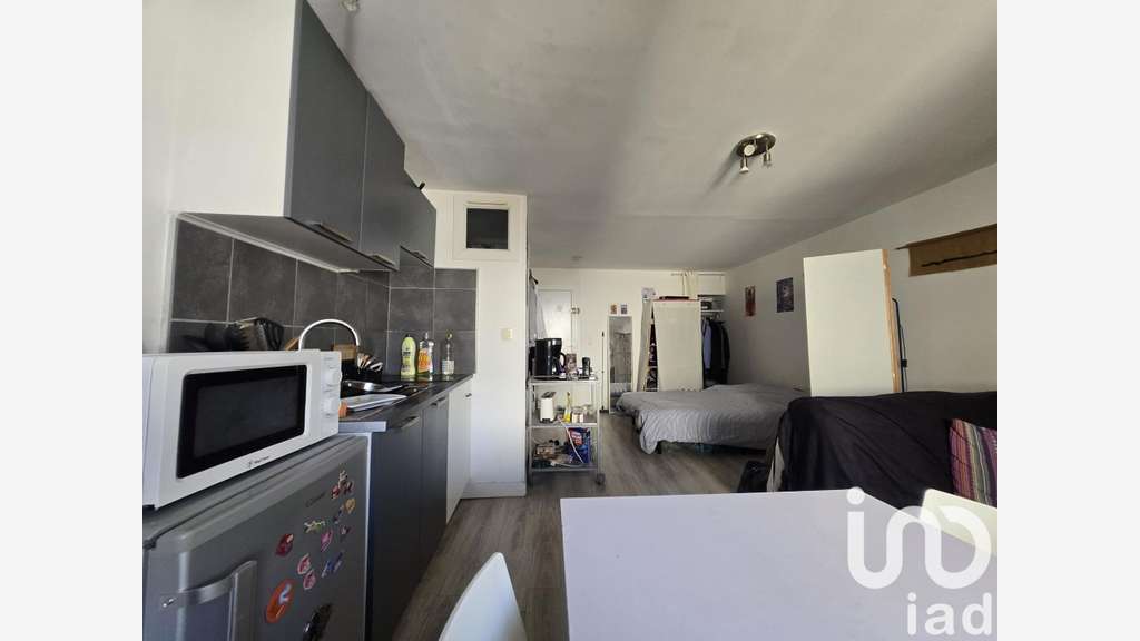 AV loft/atelier à Marseille Rue Michel Salvarelli