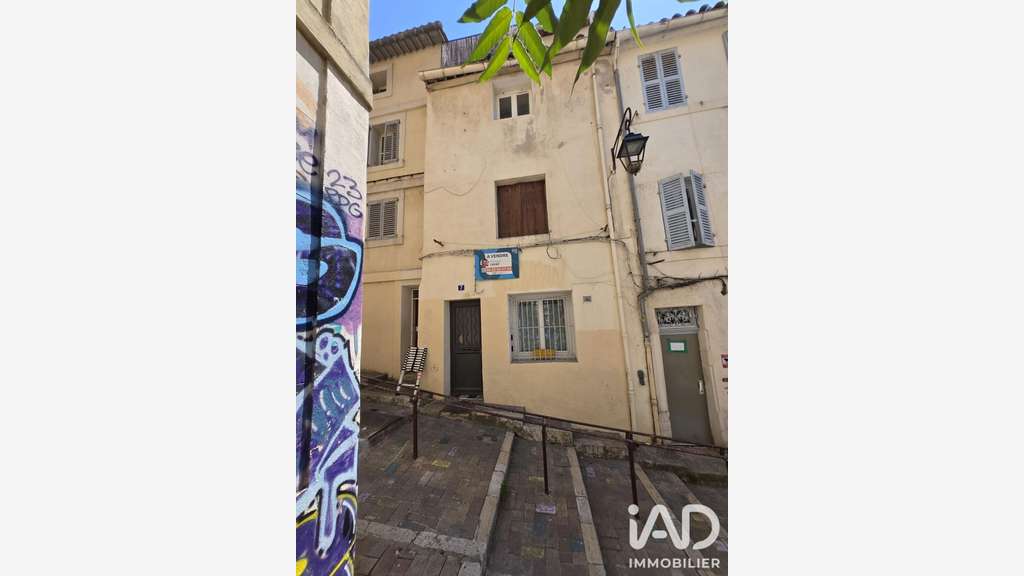 AV loft/atelier à Marseille Rue Michel Salvarelli
