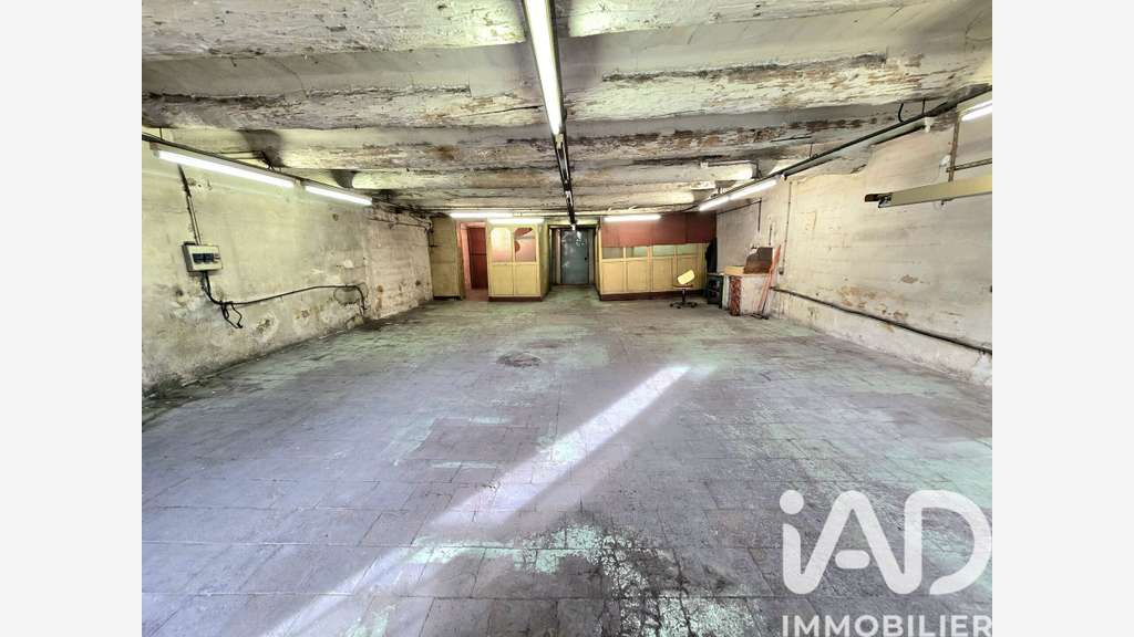 AV loft à rénover 99m² Marseille centre dynamique