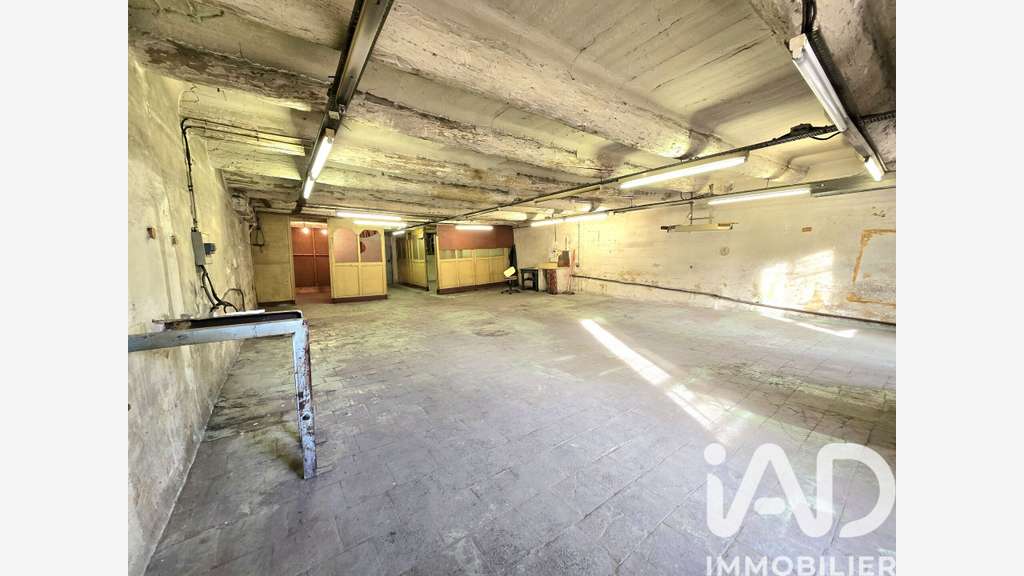 AV loft à rénover 99m² Marseille centre dynamique