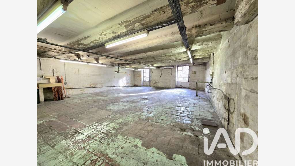 AV loft à rénover 99m² Marseille centre dynamique