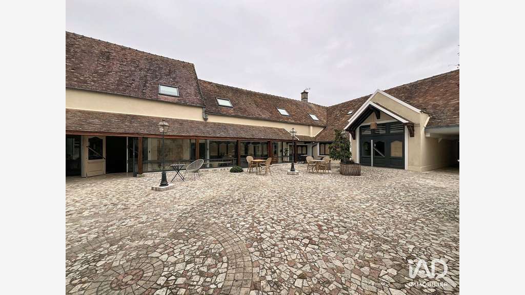 Vente beau domaine à Moissy-Cramayel